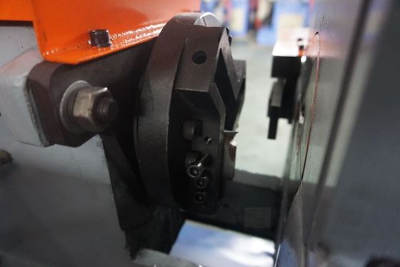 DJ120 Μηχανή διαμόρφωσης στρογγυλής ράβδου με μονή κεφαλή