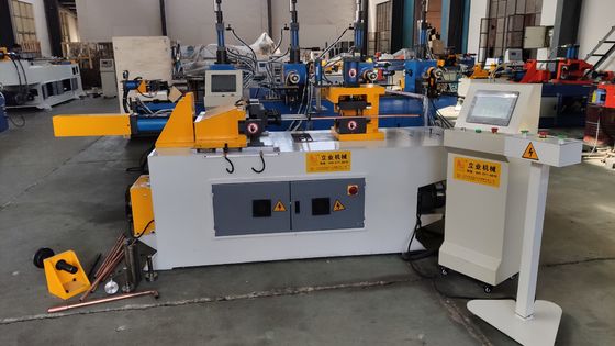 SG40NC Τροχαίο Τελικό Σχηματισμό Μηχανή Τέσσερις Σταθμός Λειτουργία για 2 ίντσες χάλυβα σωλήνα συρρίκνωσης